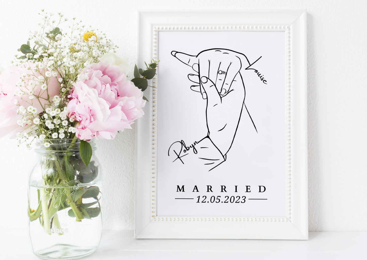 Personalised Married Hand Print, Newly Wed Gift, Wedding Line Art, Wedding Day Gift, Holding Hands Gift, Anniversary Idea, Bride and Groom